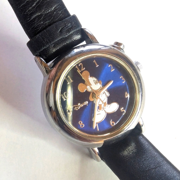 Mickey Mouse Watch Women's 💙 Disney Wrist Watch - Picture 1 of 11